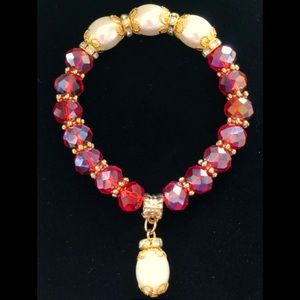 ❤️ 3 for $ 12 Red Beaded Stretch Bracelet